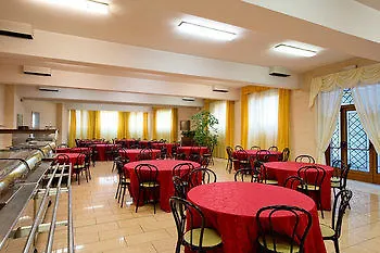 Centro Carraro 3*